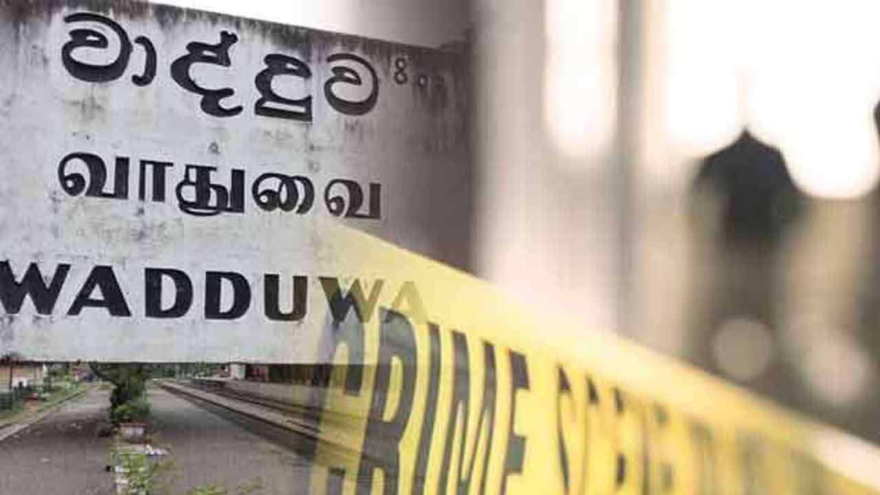 மனைவியின் கழுத்தை அறுத்து கொலை செய்த கணவன்