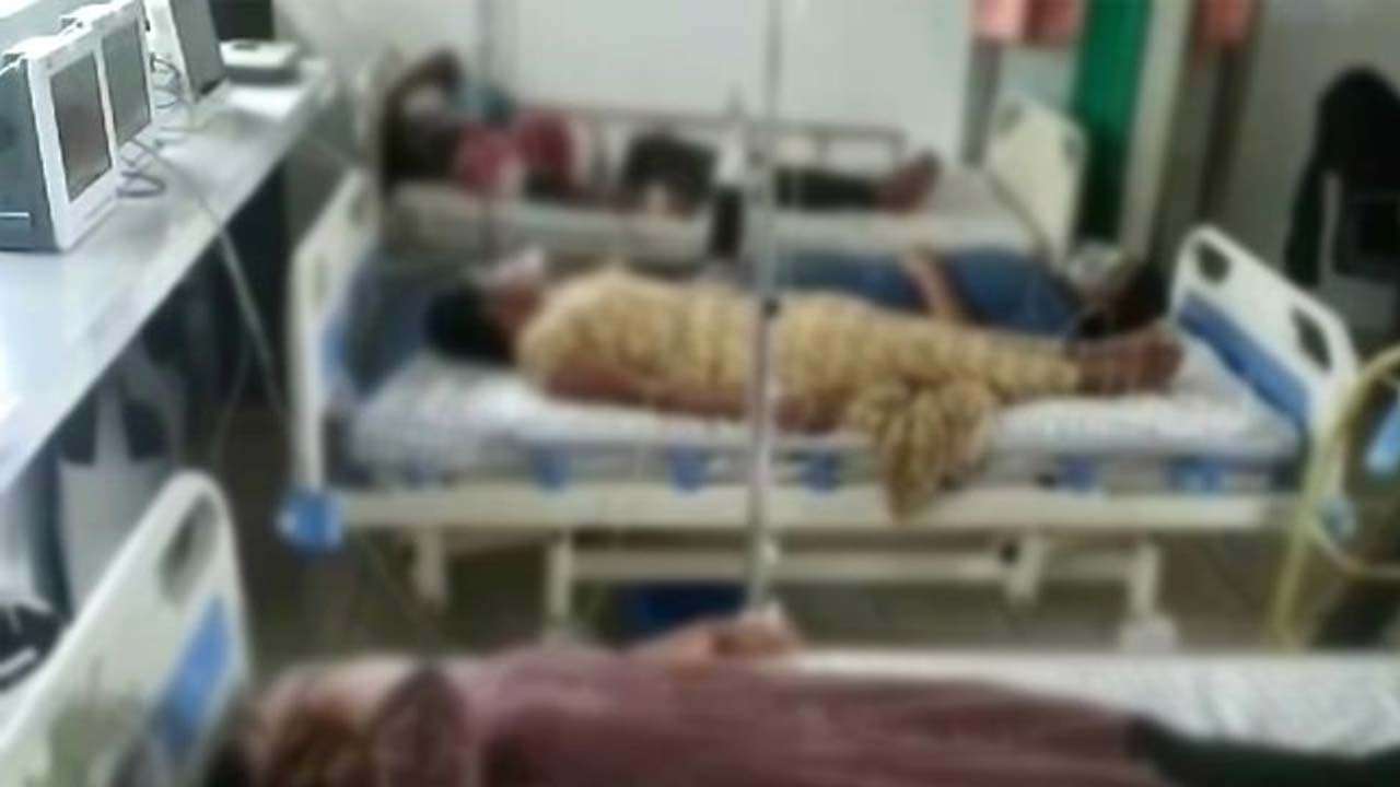 மின்பிறப்பாக்கி புகையை சுவாசித்த நால்வர் வைத்தியசாலையில் அனுமதி