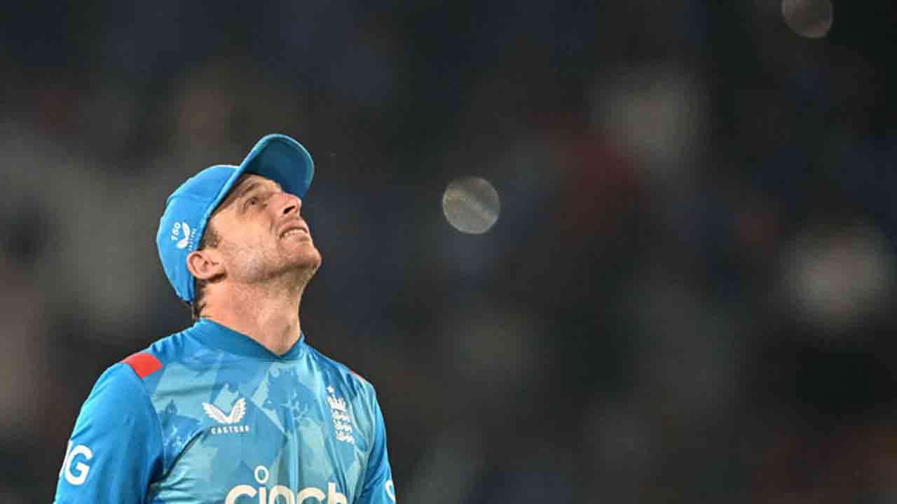 மோசமான சாதனையில் இந்தியாவை பின்னுக்கு தள்ளி முதலிடம் பிடித்த இங்கிலாந்து