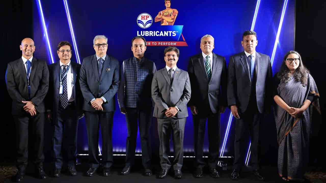 இந்தியாவின் தலைசிறந்த மசகெண்ணெய் வர்த்தக நாமமான ஹிந்துஸ்தான் பெற்றோலியம் லூப்ரிகன்ட்ஸ் சீ வேர்ல்ட் லங்காவுடன் இலங்கையை வந்தடைந்தது