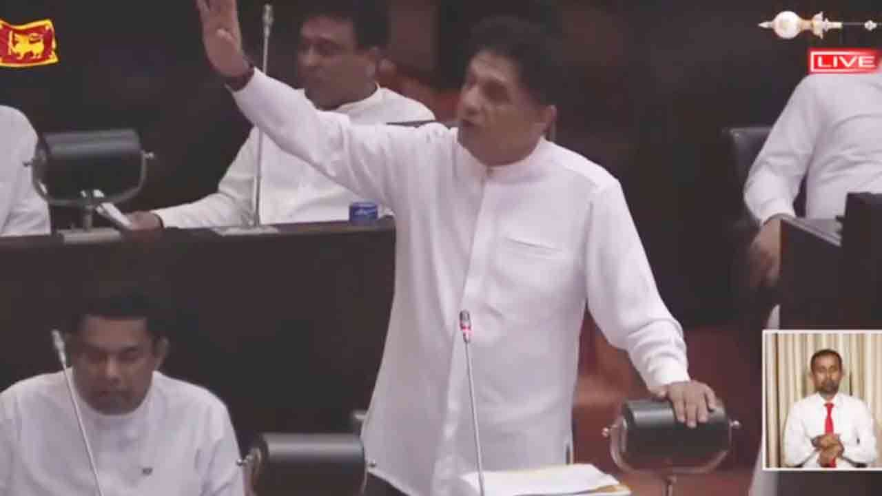 எமது வாய்களை மூட வர வேண்டாம்!