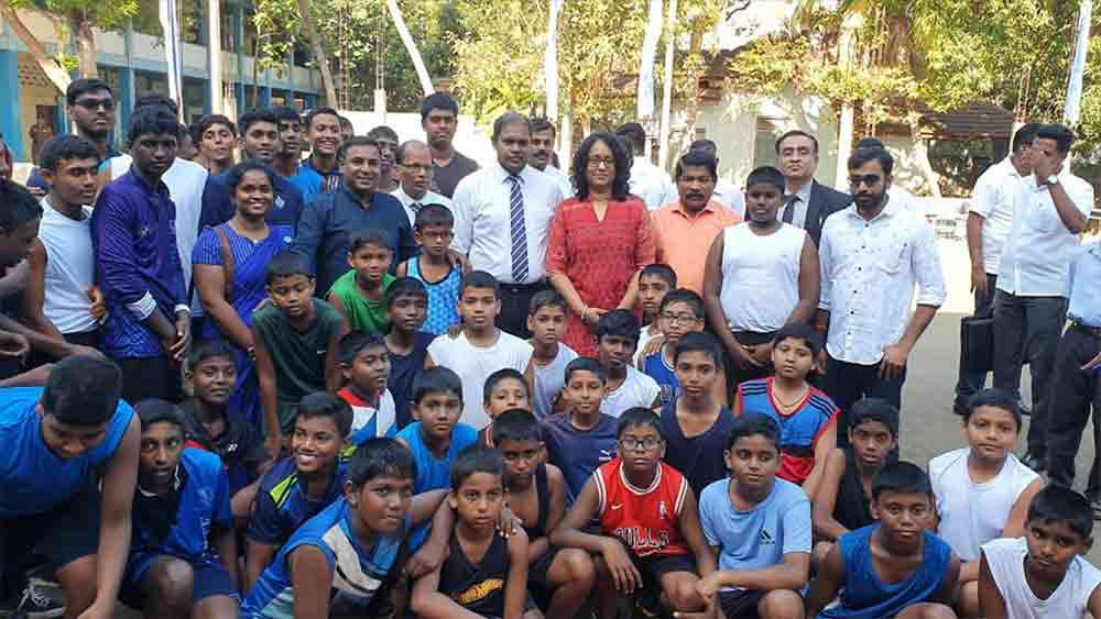 பிரதமர், யாழ் இந்து கல்லூரிக்கு விஜயம்