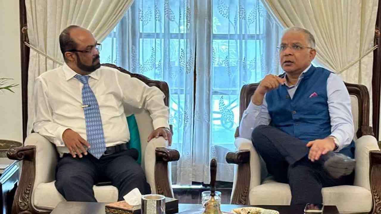 அமைச்சர் குமார ஜயகொடி - இந்திய உயர்ஸ்தானிகர் இடையே சந்திப்பு