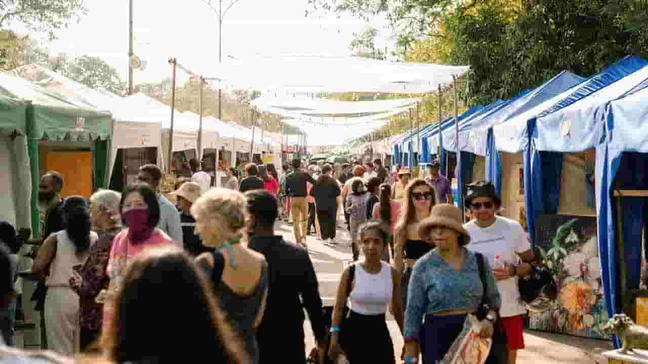 கலா ​​பொல 2025