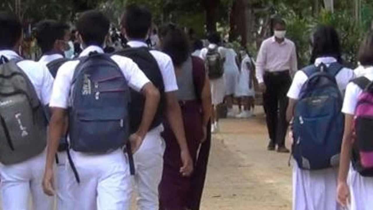 மாணவர்களிடையே வாய் புற்றுநோய்க்கான அறிகுறிகள்
