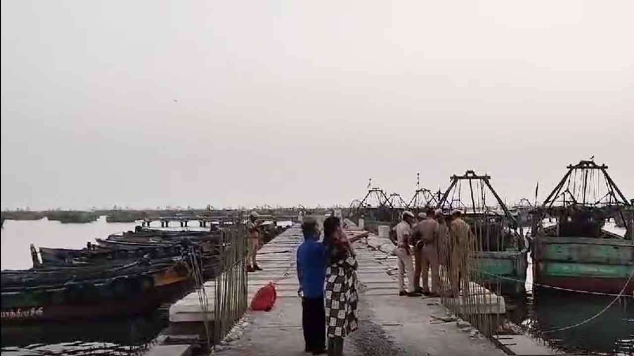 இன்று முதல் ராமேஸ்வரம் மீனவர்கள் வேலை நிறுத்தம்!