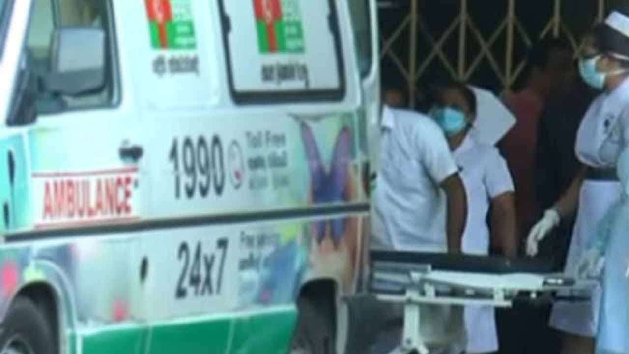 வீதி விபத்துக்களில் பெண் உட்பட 4 பேர் பலி
