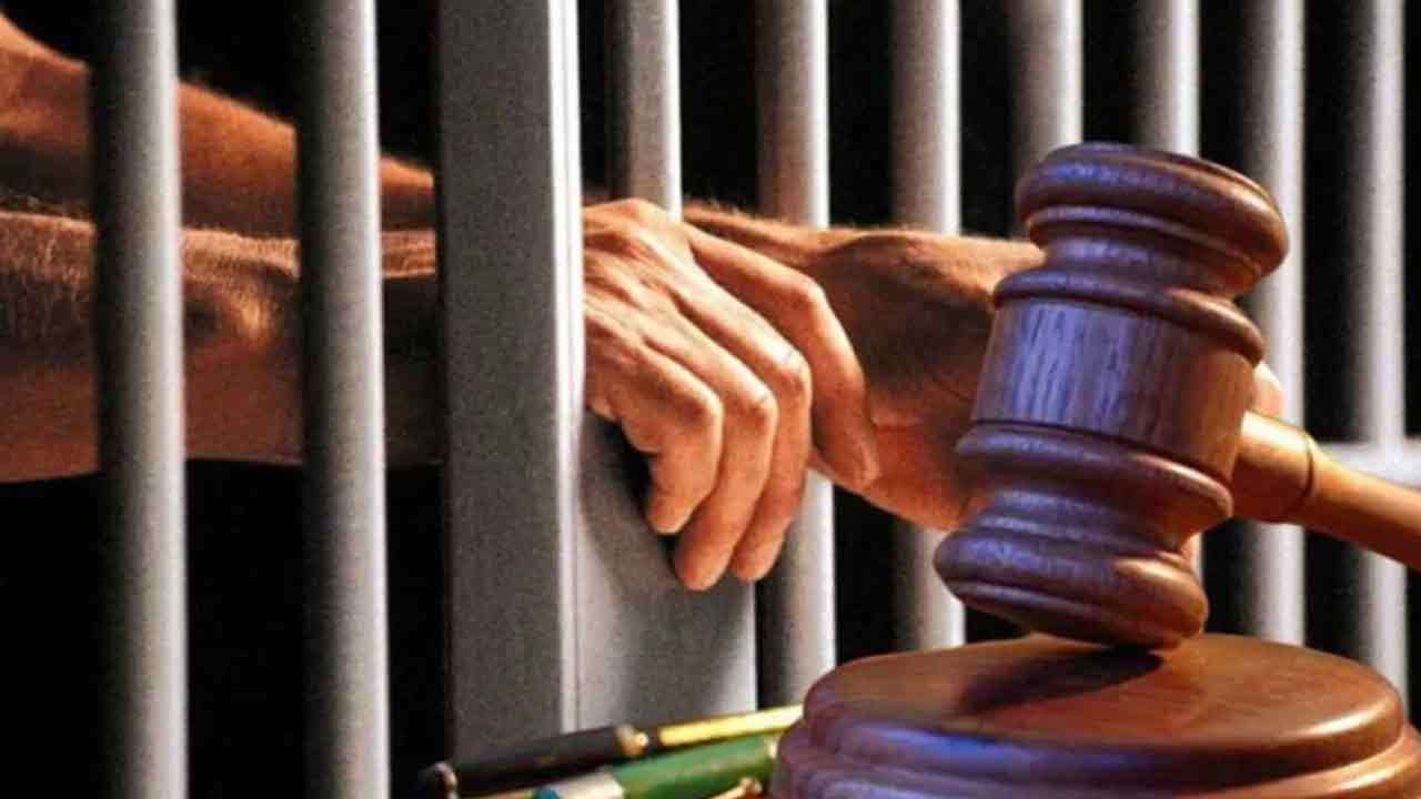  மாணவியை கர்ப்பமாக்கிய இளைஞனுக்கு விளக்கமறியல்