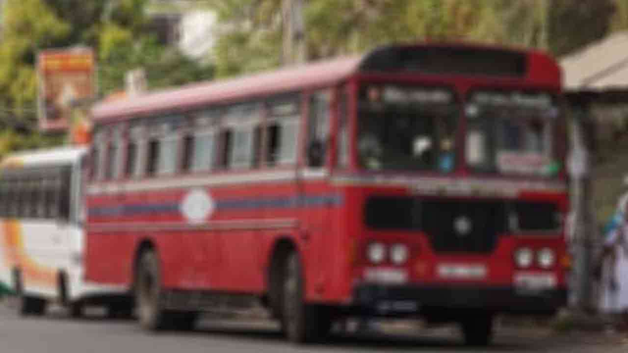 சீசன் பயணிகளை ஏற்றாத SLTB சாரதிகள் தொடர்பில் அறிவிக்கவும்