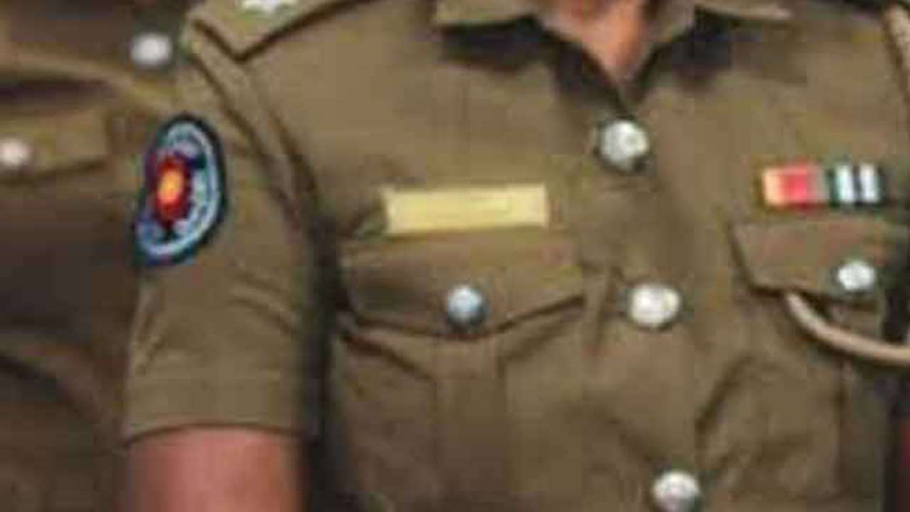 வெலிகம பதில் பொலிஸ் நிலைய பொறுப்பதிகாரி நீதிமன்றில் சரண்