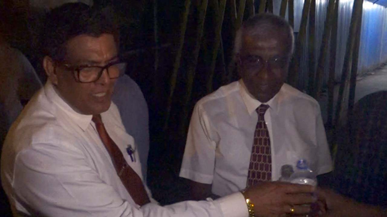 எரிபொருள் விநியோகஸ்தர்களிடம் 5 மணி நேரம் வாக்குமூலம் பதிவு