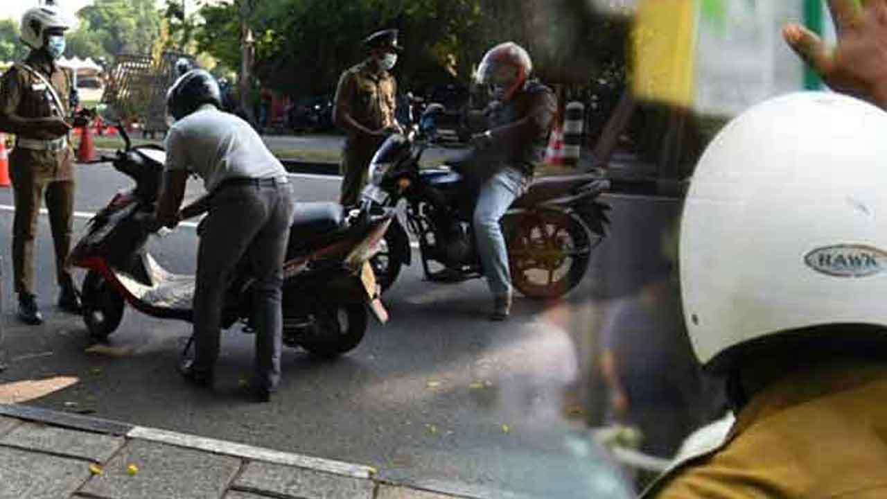 போக்குவரத்து பொலிஸ் அதிகாரிகளுக்கான வெகுமதிகள் அதிகரிப்பு