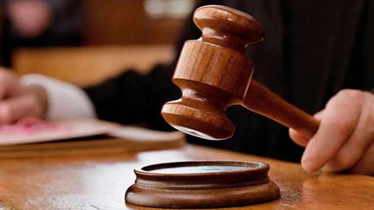 தத்தெடுக்கப்பட்ட குழந்தை கொலை - தம்பதியினருக்கு மரண தண்டனை