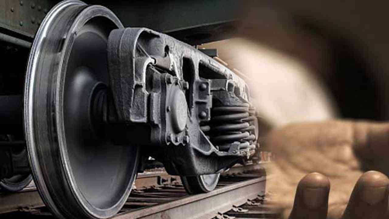 ரயிலில் மோதி ஒருவர் பலி