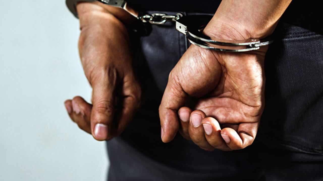 முன்னாள் மாகாண சபை உறுப்பினர் சஞ்சய சிறிவர்தன கைது