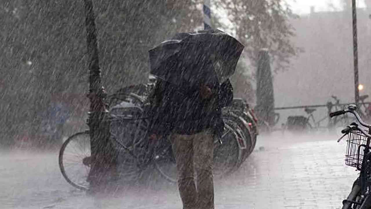 நாட்டின் சில பகுதிகளில் இன்றும் கனமழை