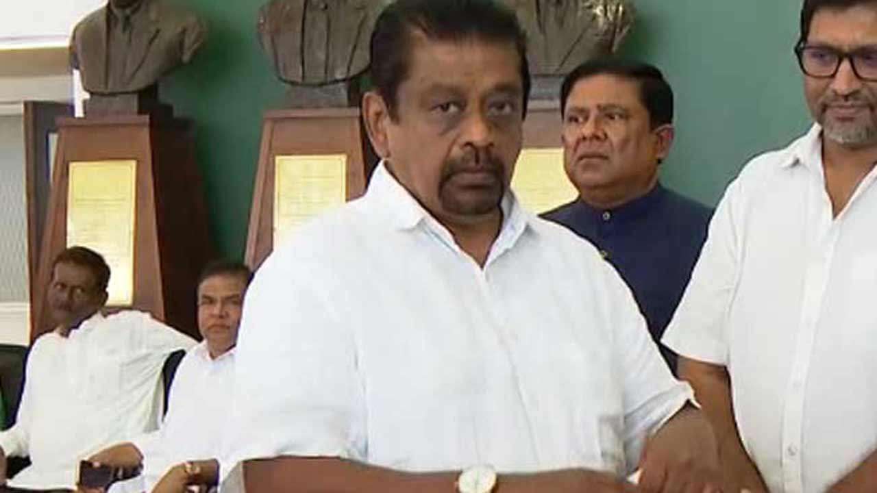 சஜித் பக்கம் தாவிய லக்ஷ்மன் விஜேமான்ன