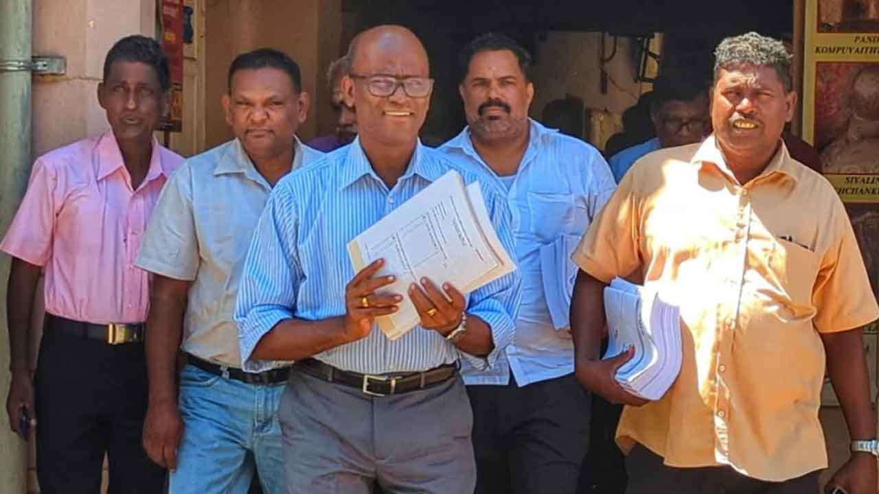 நான்கு சபைகளில் போட்டியிட கட்டுப்பணம் செலுத்திய தமிழரசுக் கட்சி
