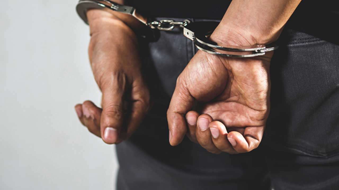 துப்பாக்கிதாரி ஒருவர் கைது