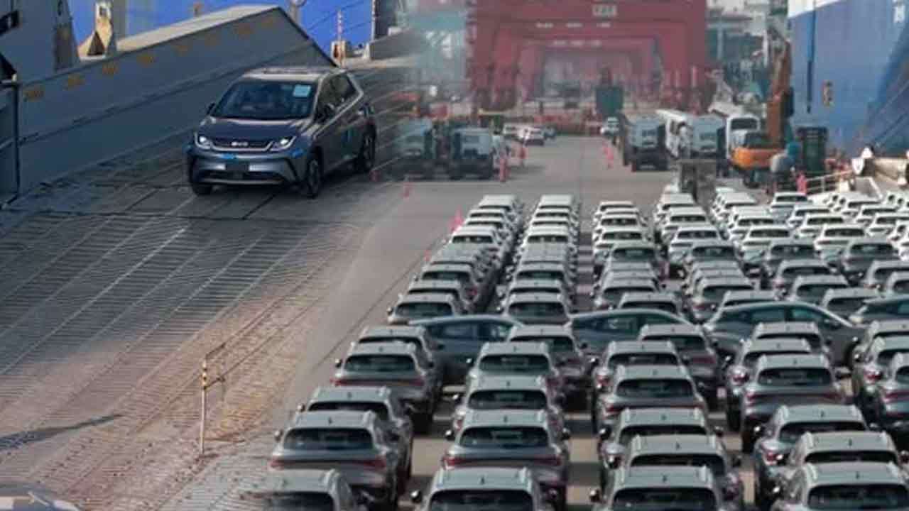 ஹம்பாந்தோட்டையை வந்தடைந்த 462 BYD கார்கள்!