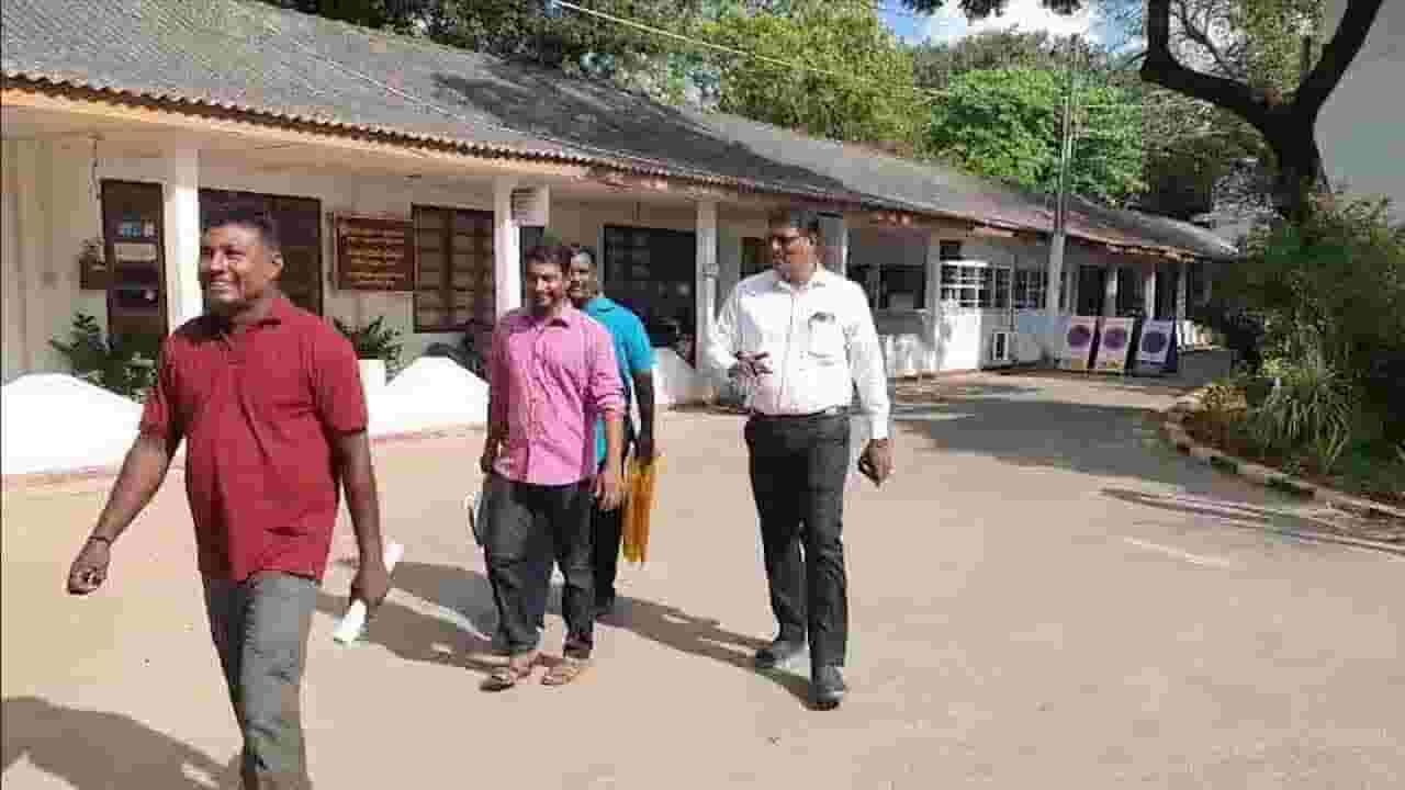 வேட்புமனு தாக்கல் செய்த தமிழ் மக்கள் கூட்டணி
