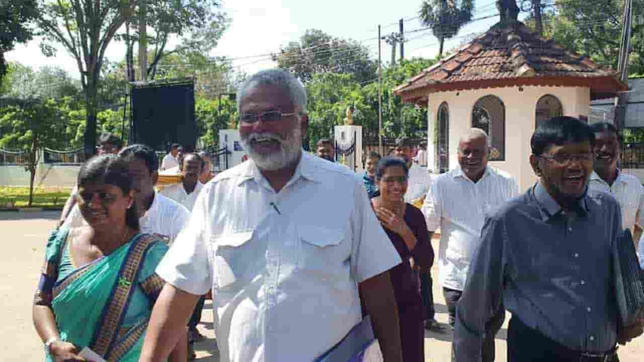வேட்புமனு தாக்கல் செய்த ஈழ மக்கள் ஜனநாயகக் கட்சி!