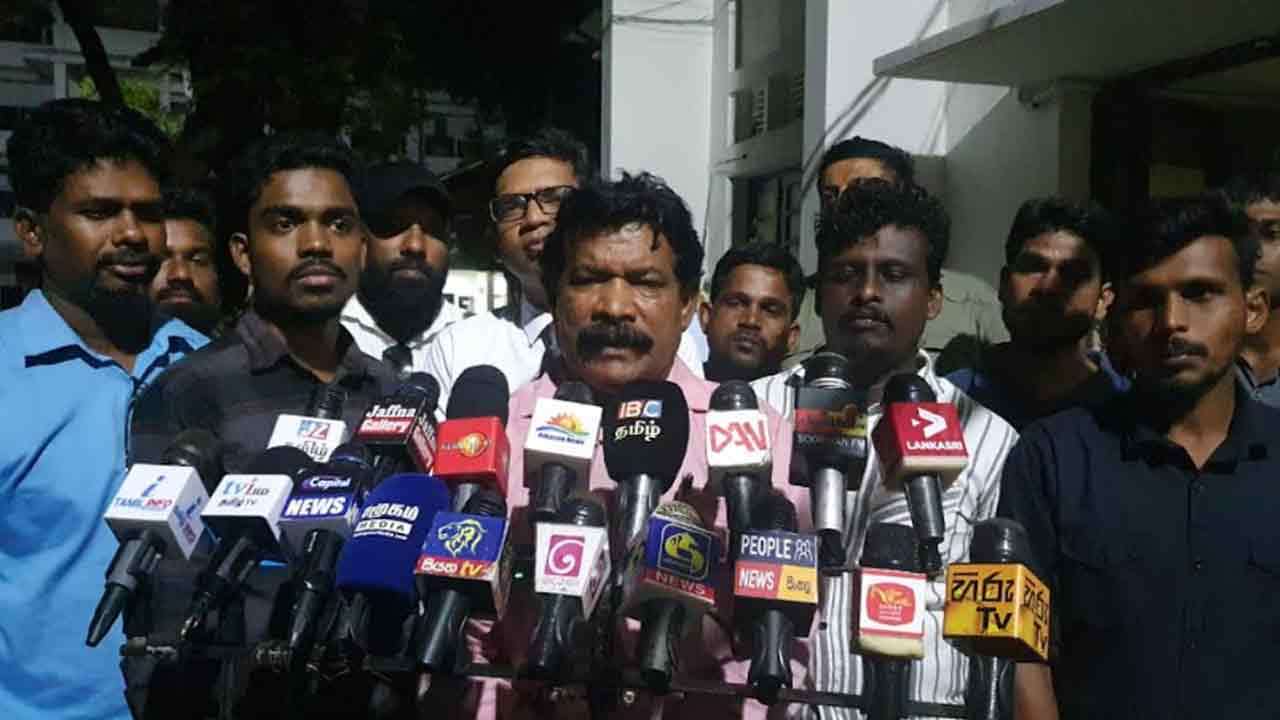 வேட்புமனு நிராகரிக்கப்பட்டதாக எழுந்த குற்றச்சாட்டுக்கு அமைச்சர் பதிலடி