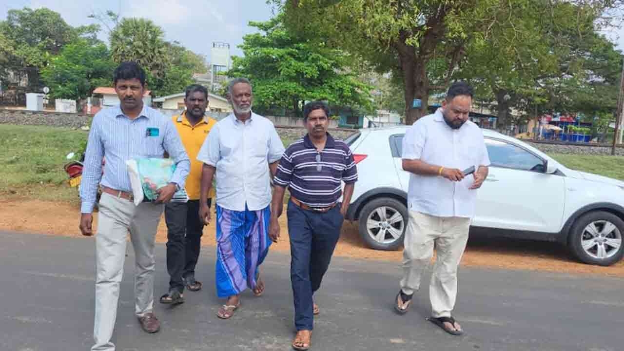 ஐ.ம.சக்தி பூநகரி பிரதேச சபையில் வேட்புமனு தாக்கல்