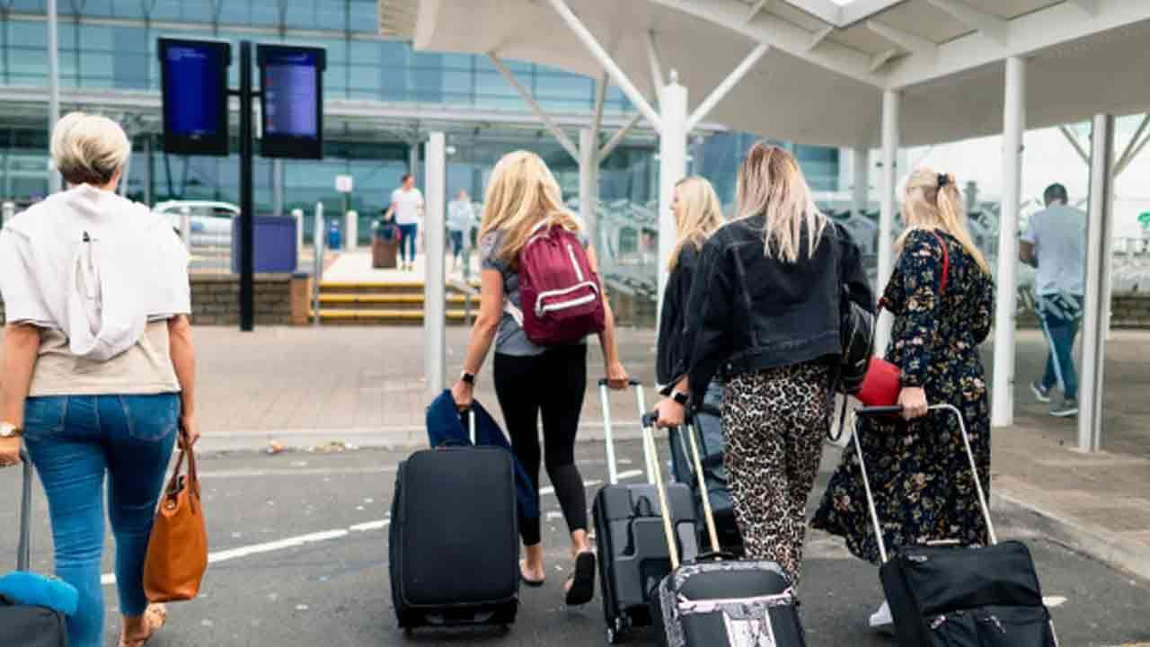 3 மாதங்களில் 6 இலட்சம் சுற்றுலாப் பயணிகள் வருகை