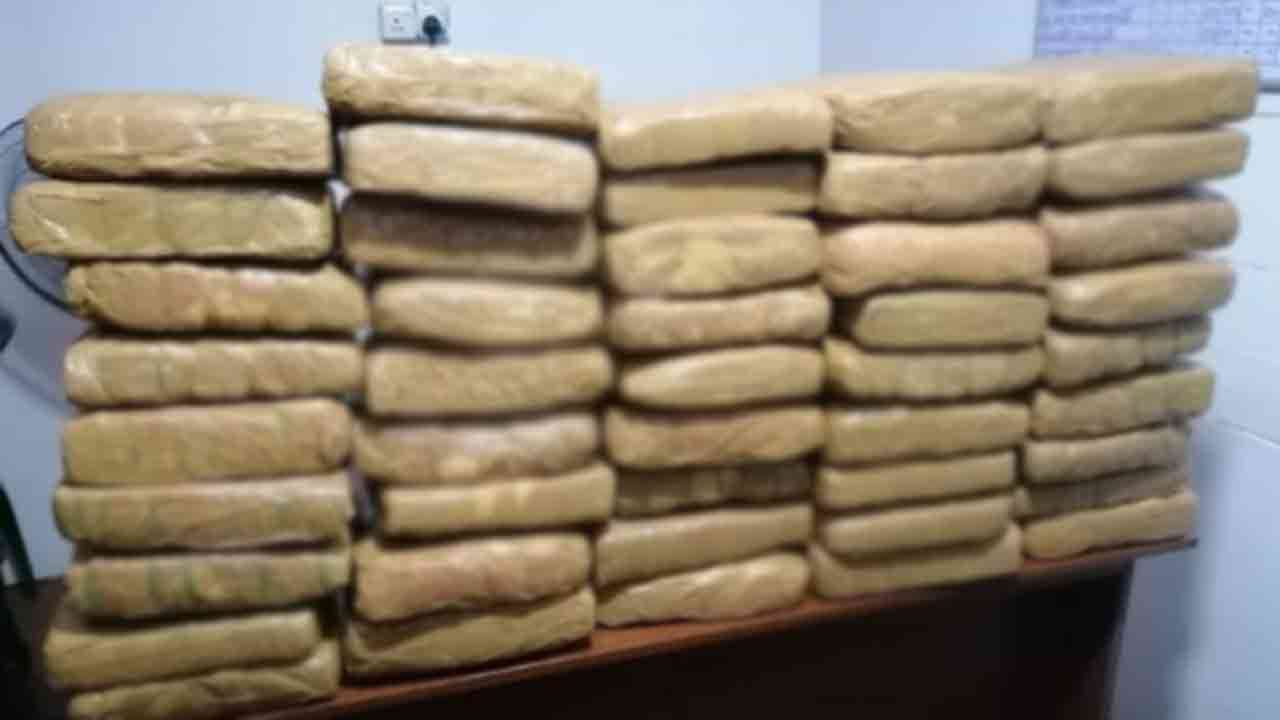 100Kg கஞ்சாவுடன் மூவர் கைது!
