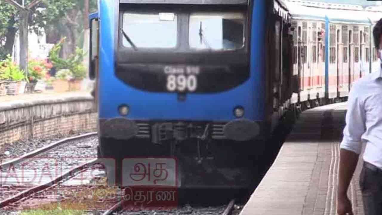 புத்தாண்டை முன்னிட்டு விசேட ரயில் சேவைகள்