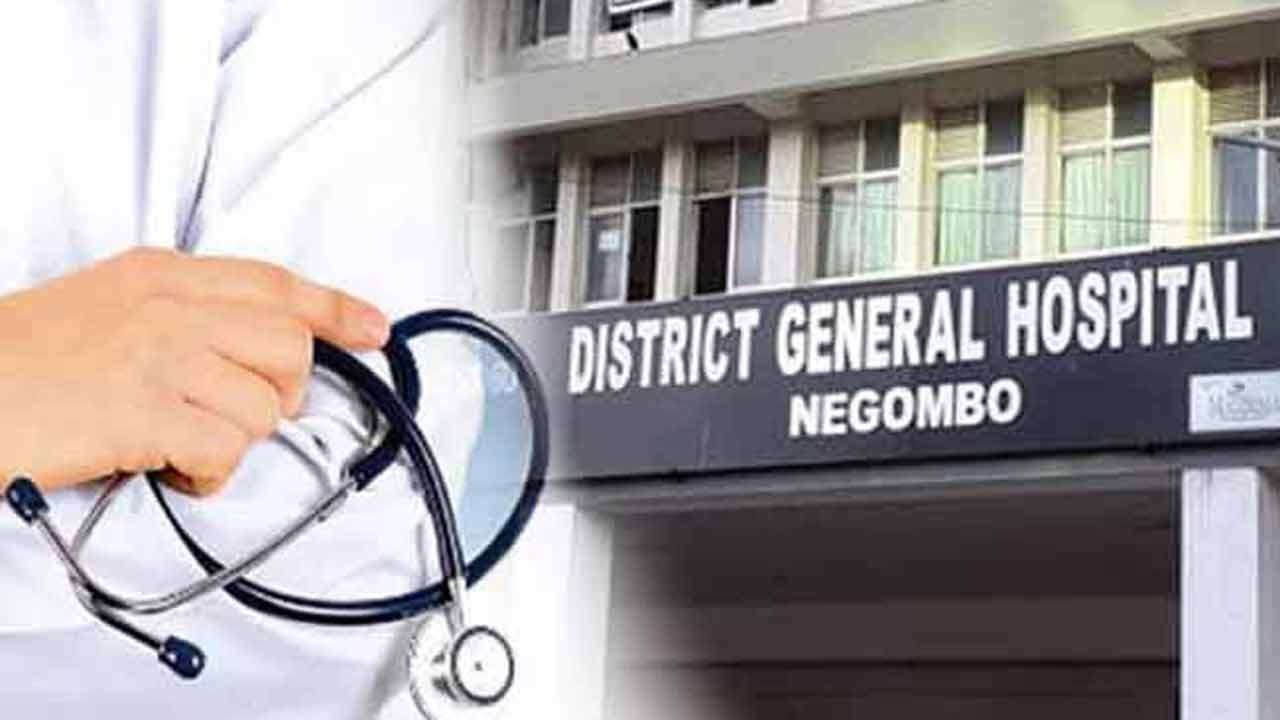 சிகிச்சைக்கு வந்த பெண்ணிடம் அத்துமீறிய வைத்தியர்!