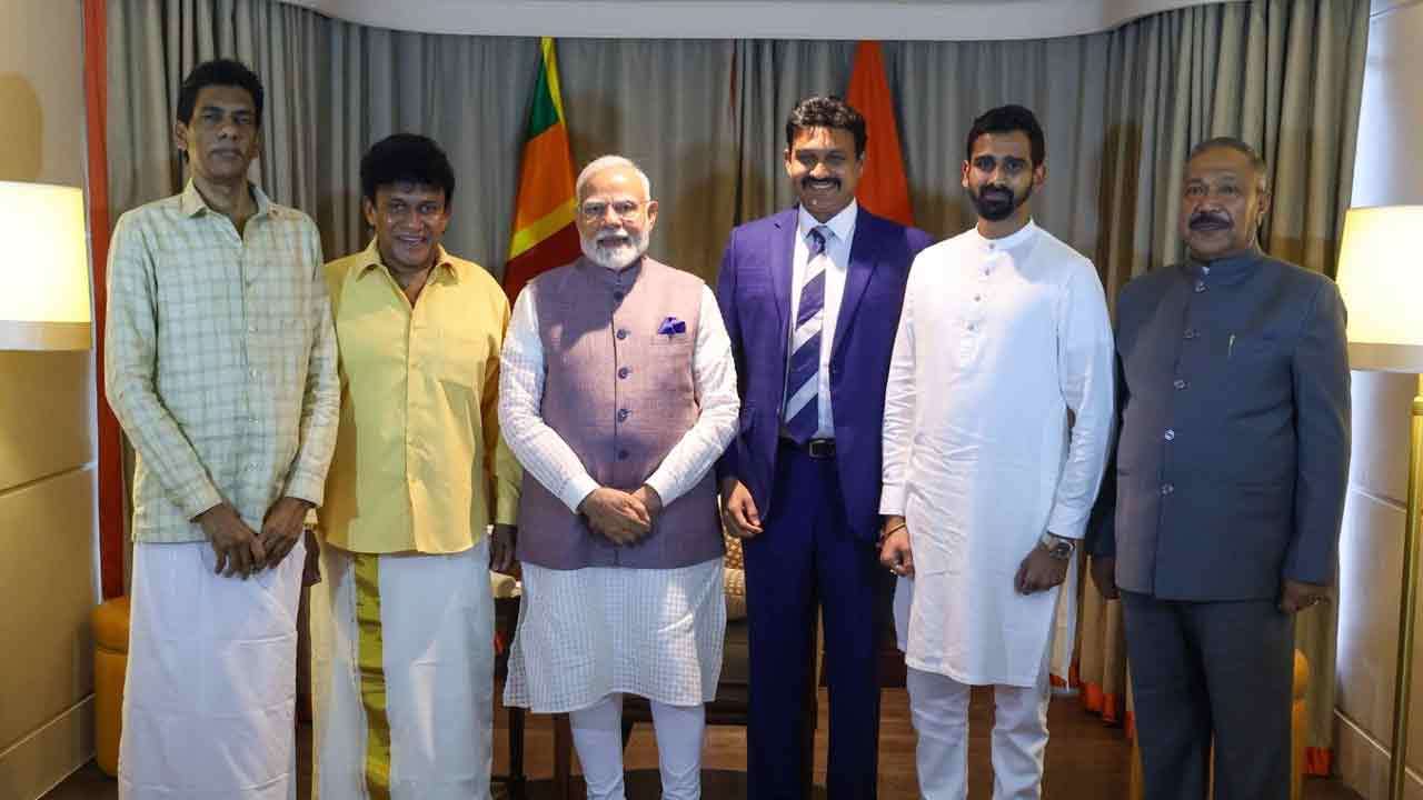 மலையக அரசியல் கட்சி தலைவர்களையும் சந்தித்த மோடி