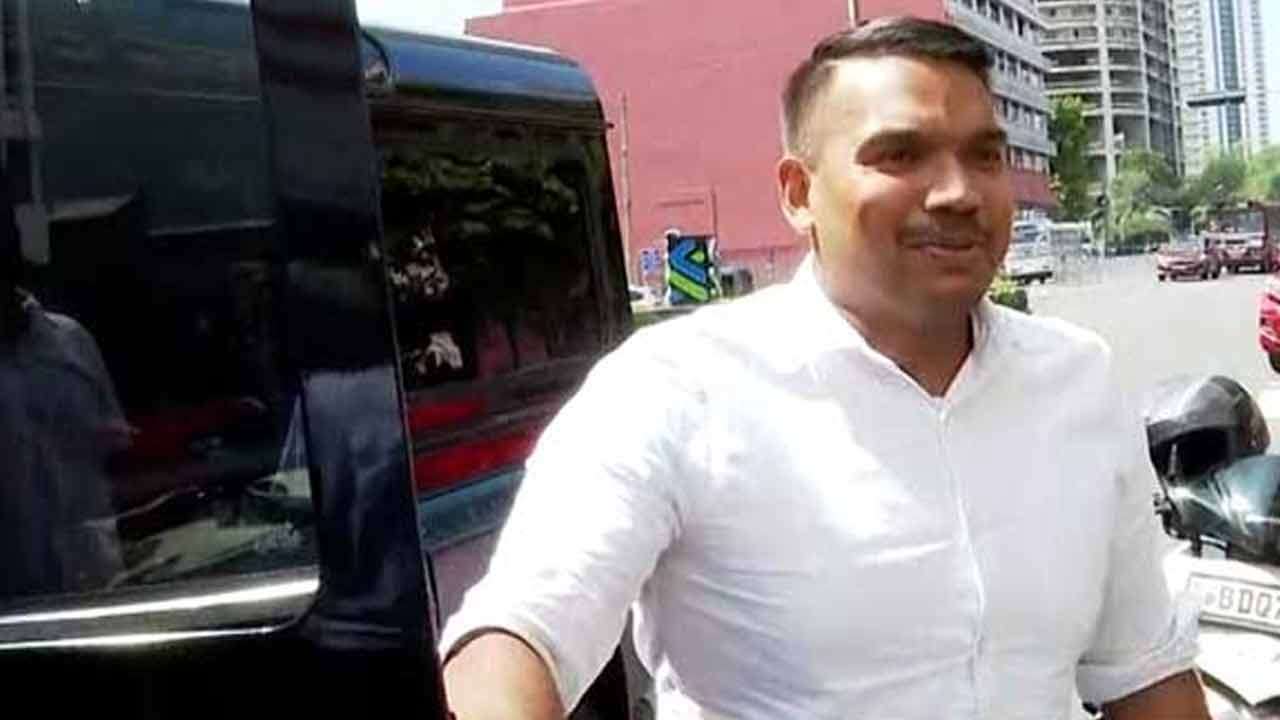 நாமல் எம்.பி CID முன்னிலையில்