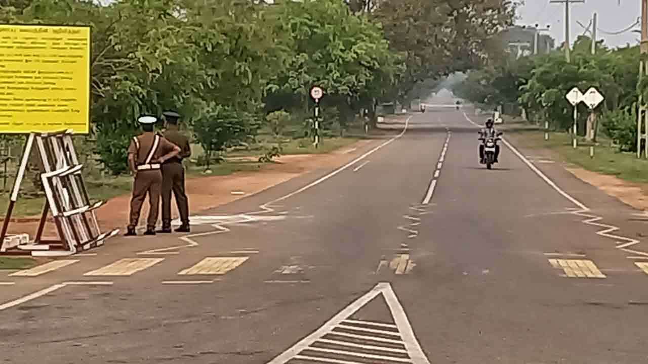 34 வருடங்களுக்கு பின்னர் திறக்கப்பட்ட வசாவிளான் - பலாலி வீதி