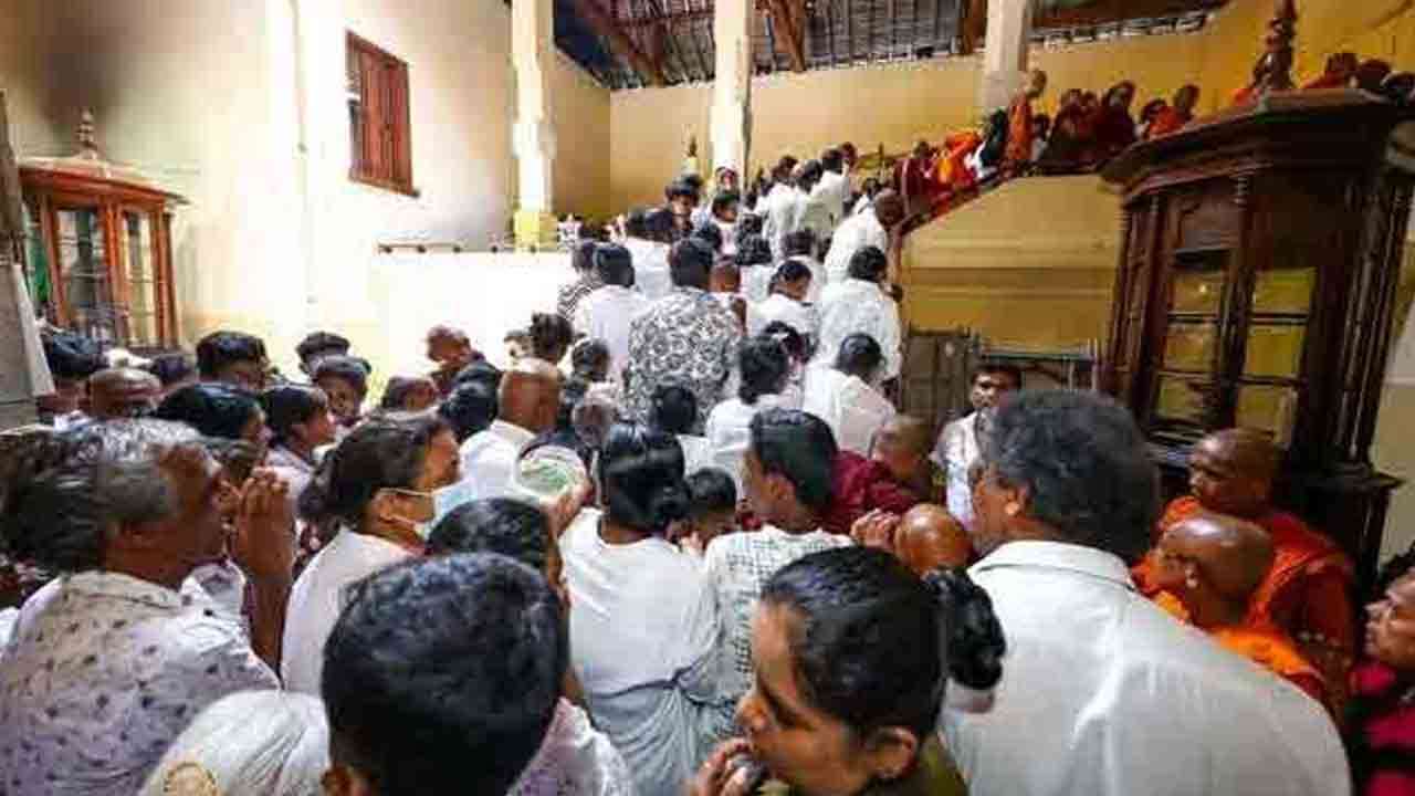 "சிறி தலதா வழிபாட்டின்" இரண்டாம் நாள் நிறைவு