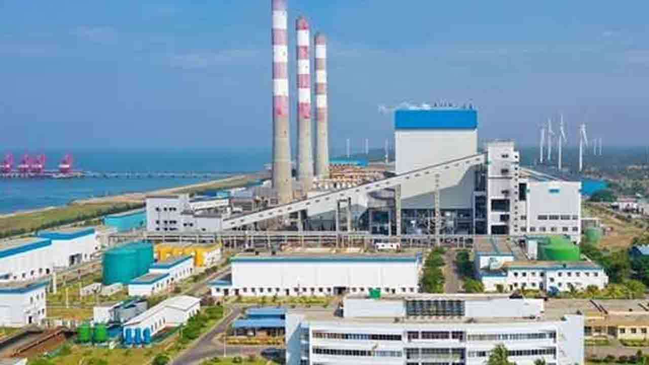 நுரைச்சோலையில் நிறுத்தப்பட்டிருந்த மின்பிறப்பாக்கி மீண்டும் இயக்கம்