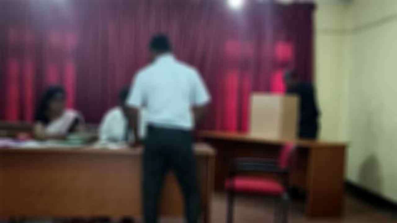 தபால் வாக்காளர்களுக்காக 'ஈ' சேவை வசதி