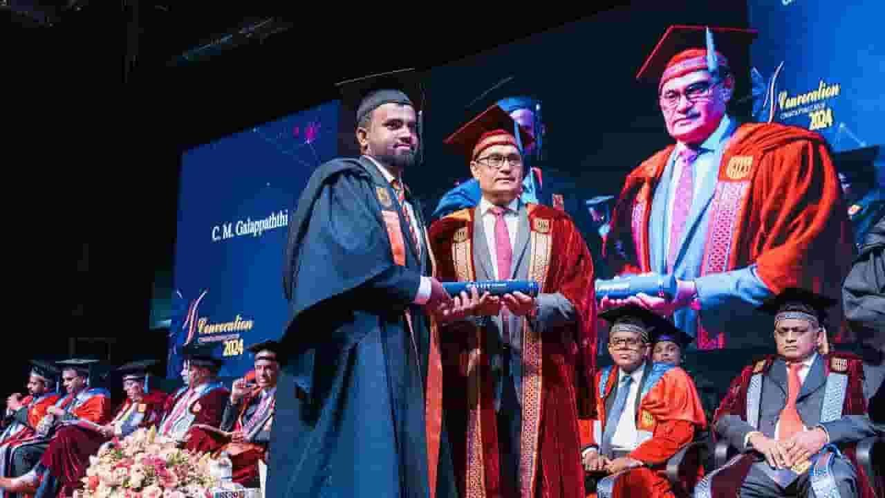 SLIIT இனால் வழங்கப்படும் முதுதத்துவமானி (M.phil) மற்றும் கலாநிதிப் பட்டம் (Phd) மூலம் உங்களின் எதிர்காலக் கல்விப் பயணத்தை வெற்றிகரமாக்குங்கள்