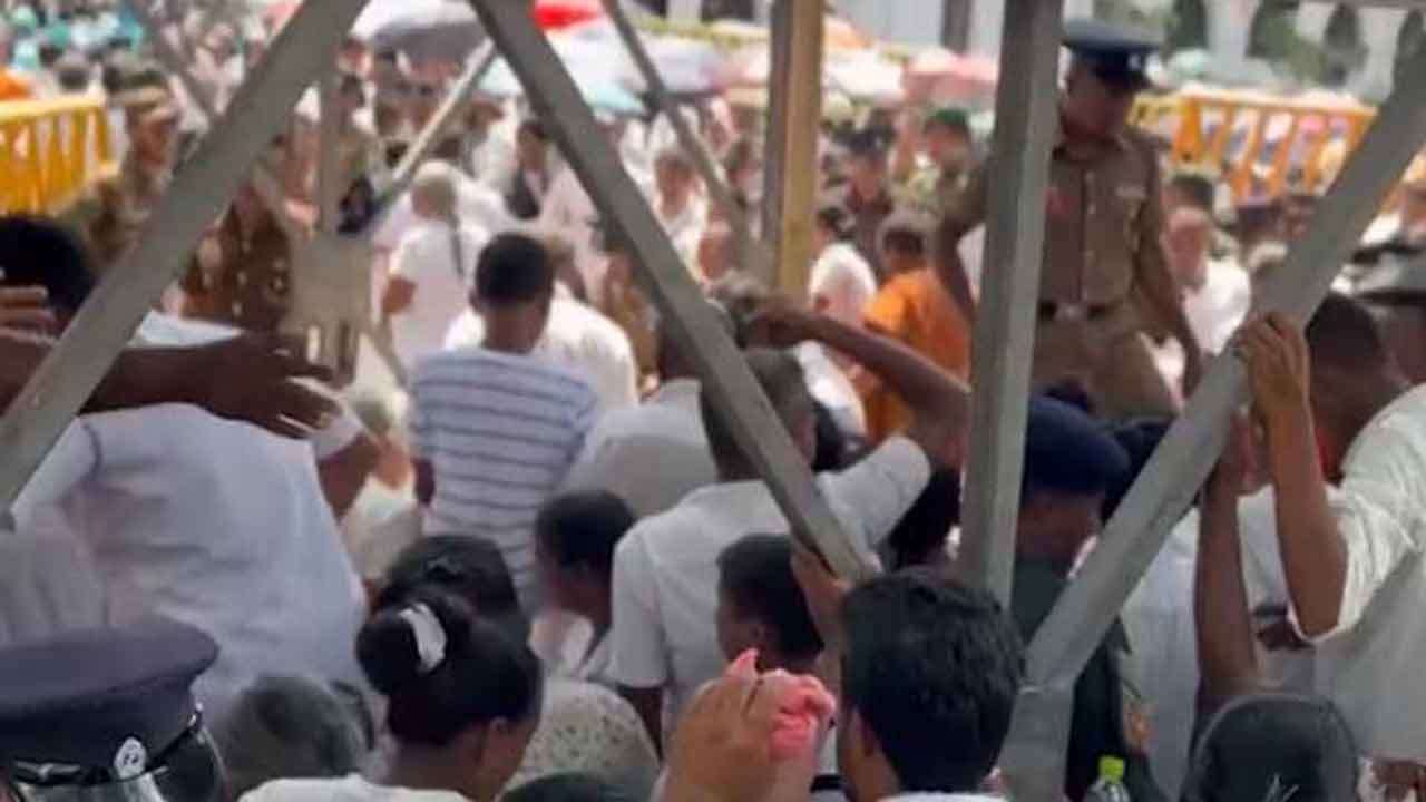 சிறி தலதா வழிபாடு குறித்து நாட்டு மக்களுக்கு விசேட அறிவிப்பு