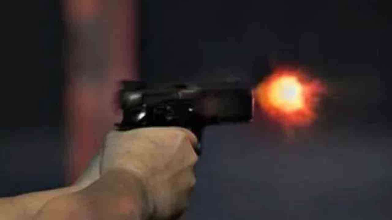 கட்டுநாயக்கவில் துப்பாக்கிச் சூடு