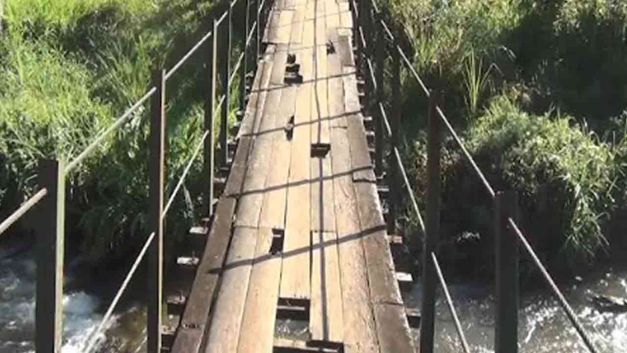 எல்பட தோட்ட தொங்கு பாலத்தை புனரமைக்குமாறு கோரிக்கை