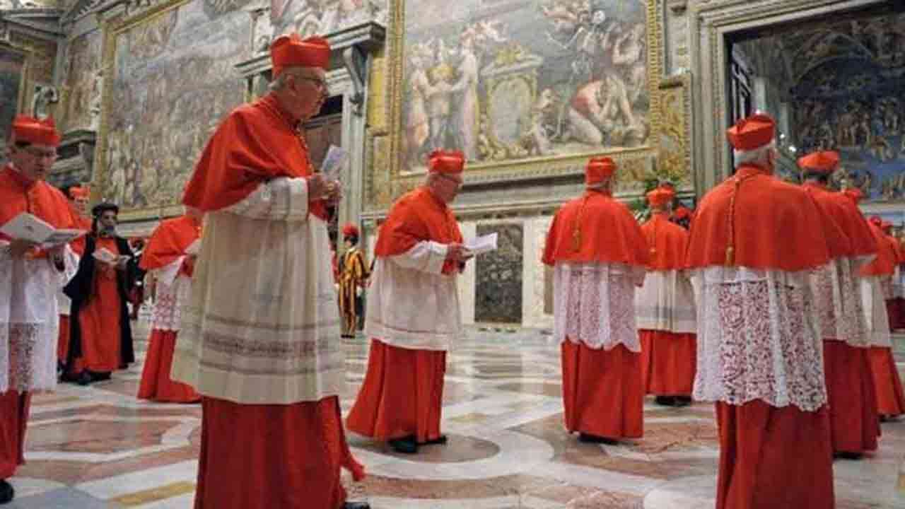 புதிய பாப்பரசரை தேர்ந்தெடுப்பதற்கான திகதி அறிவிப்பு