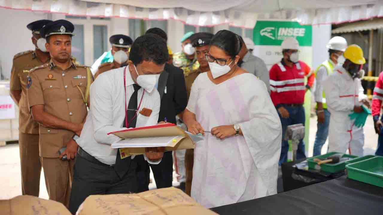 பறிமுதல் செய்யப்பட்ட ஹெரோயினை பொறுப்பான முறையில் அகற்றுவதற்கு இலங்கை அதிகாரிகளுடன் இணைந்து செயற்படும் INSEE Ecocycle