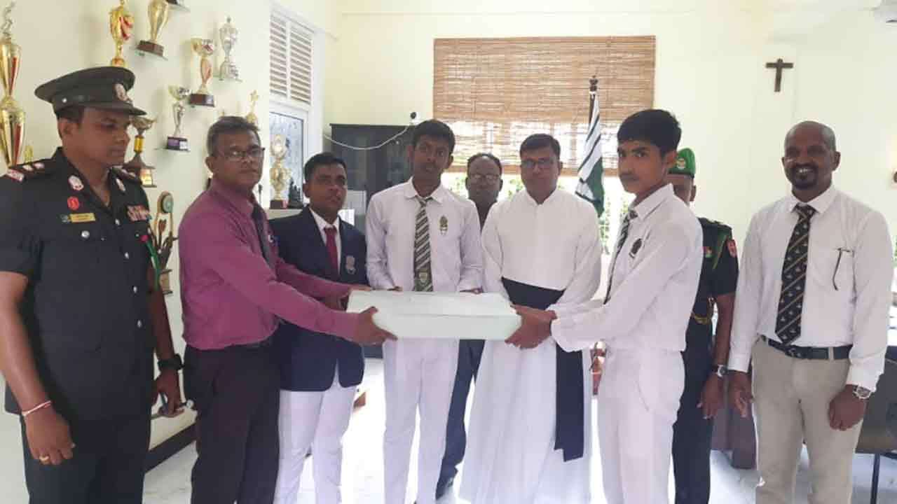 வடக்கு-தெற்கு மாணவர்களிடையே நட்புறவு சந்திப்பு : சென்.ஹென்றிஸ் கல்லூரியில் நிகழ்வு