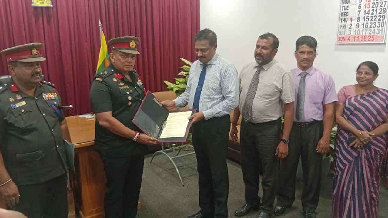 யாழில் இராணுவத்திடம் இருந்த ஒரு தொகுதி காணிகள் விடுவிப்பு