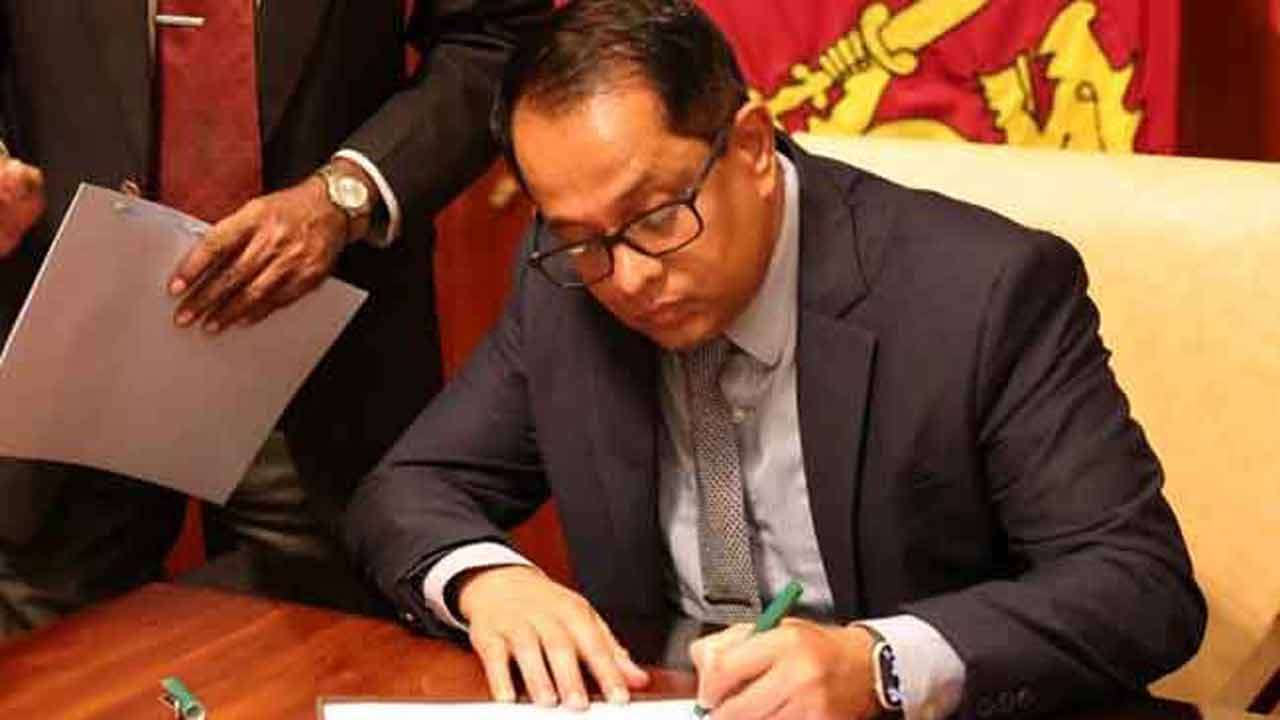 குற்றச் செயல்களின் வரும்படிகள் சட்டமூலத்தை சான்றுரைப்படுத்தினார் சபாநாயகர்