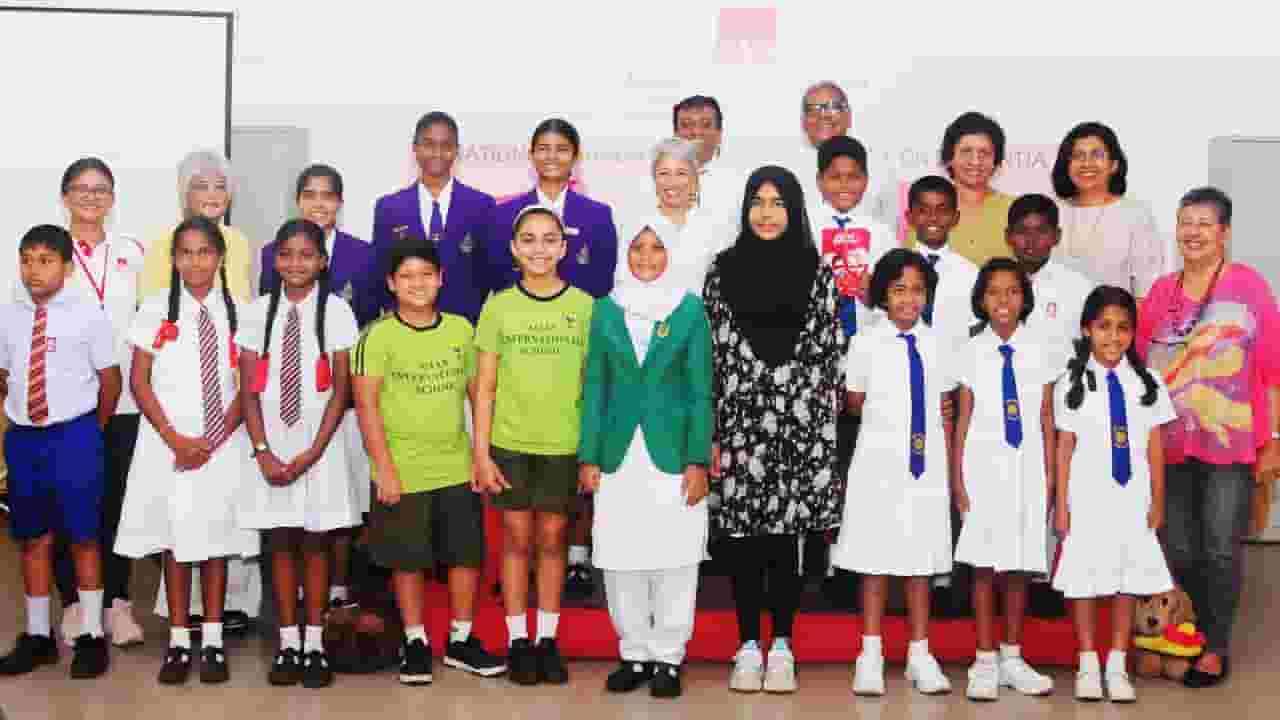 அல்சைமர் தொடர்பில் விழிப்புணர்வூட்டும் சிறுவர்களுக்கான புத்தகத்தை அறிமுகப்படுத்தும் லங்கா அல்சைமர் பதனம்