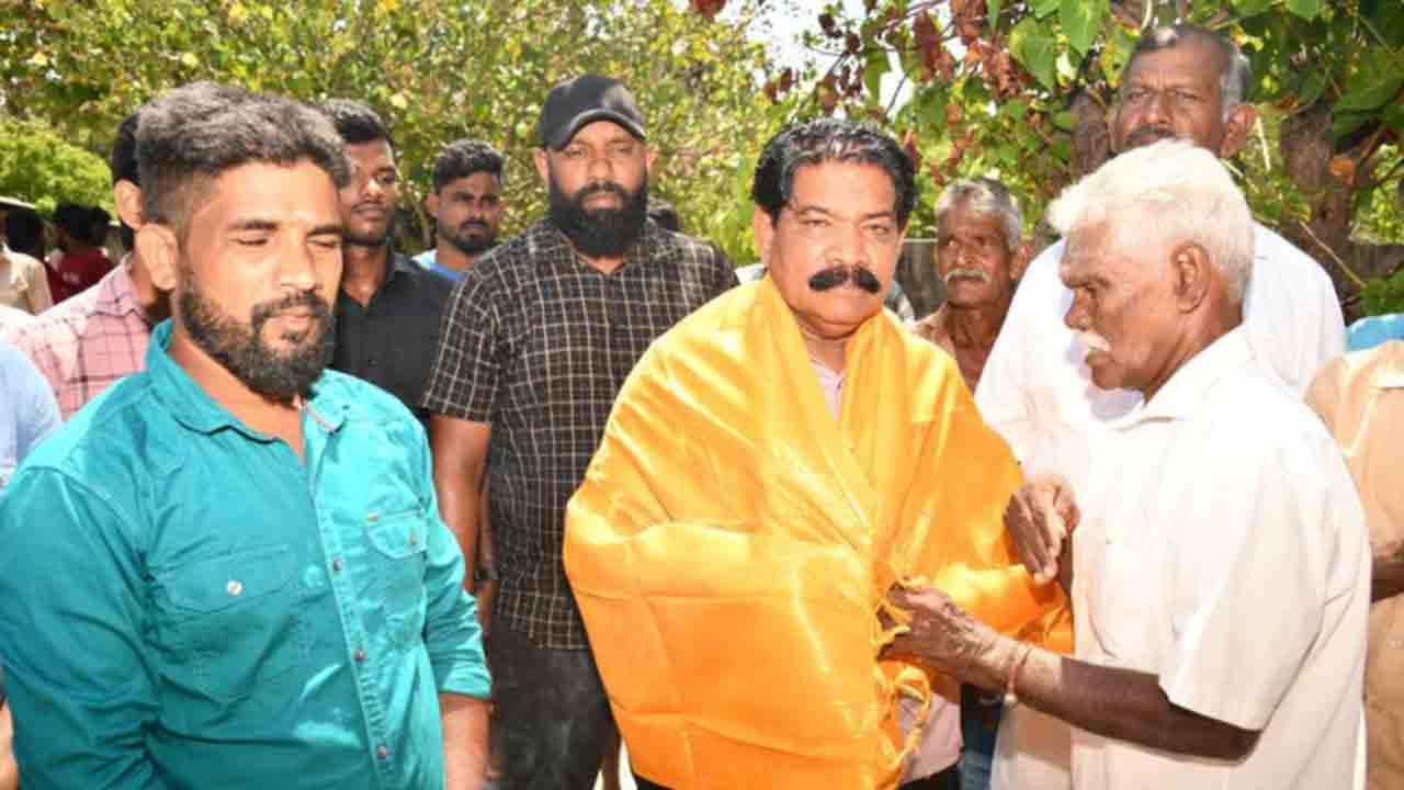 ராஜபக்சக்களின் சகோதரர்களாக மாறி இனவாதத்தை கையிலெடுத்துள்ளனர்