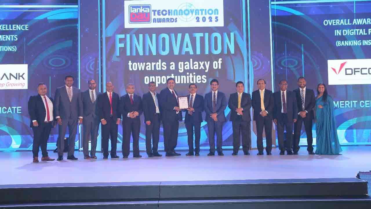 LankaPay Technovation விருதுகள் 2025 நிகழ்வில் DFCC வங்கிக்கு நான்கு மதிப்புமிக்க விருதுகளுடன் மகத்தான கௌரவம்